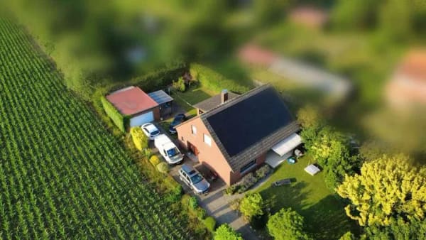 Immobilie in Langwedel - Lichtdurchflutetes Familienidyll in ruhiger Lage mit großem Grundstück | Garage | PV und Wärmepumpe - Bild 0