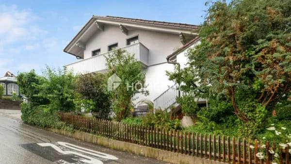 Immobilie in Heldenstein - Vollmöblierte Doppelhaushälfte mit Traumgarten, PV-Anlage und Garage
 - Bild 2