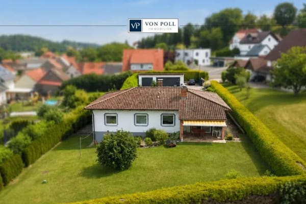 Immobilie in Oberaurach - Bungalow mit großzügigem Grundstück und traumhaftem Blick - Bild 0