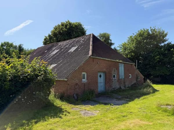 Immobilie in Emden - ***Altes Mädchen möchte gerettet werden*** - Bild 1