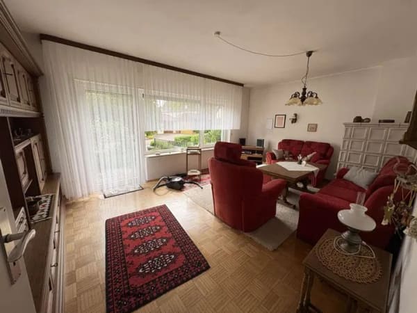 Immobilie in Crailsheim - Sehr gepflegtes, renovierungsbedürftiges Reihenhaus mit Garage | sofort verfügbar - Bild 1