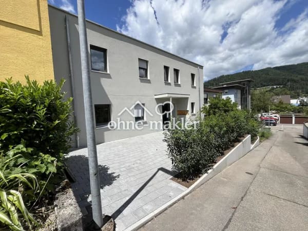 Immobilie in Haslach im Kinzigtal - Kernsanierter Luxus - Barrierefreie EG-Wohnung, 40m² Terrasse & Privatgarten in Haslach - Bild 1