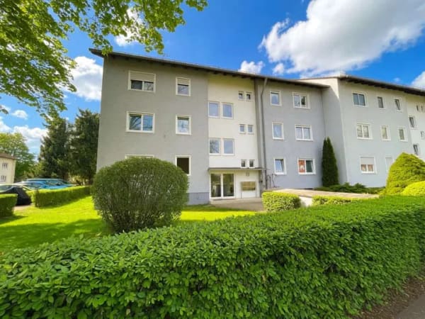 Immobilie in Schongau - Leerstehende 3-Zi-Whg. mit Balkon und Stpl. | ideal für Eigennutzer und Kapitalanleger - Bild 0