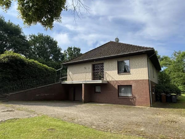 Immobilie in Bruchhausen-Vilsen - Idylle am Süstedter Bach -  Bungalow mit herrlichem Garten - Bild 2