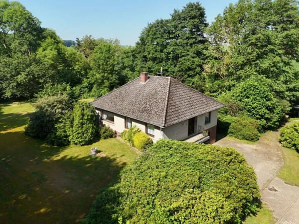 Immobilie in Bruchhausen-Vilsen - Idylle am Süstedter Bach -  Bungalow mit herrlichem Garten - Bild 4