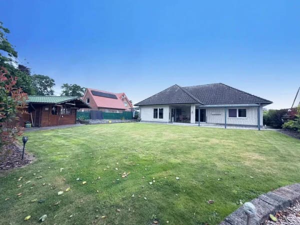 Immobilie in Kluse - Käufer Provisionsfrei! Top Wohnqualität in ruhiger Lage - Winkelwalmdachbungalow mit Charme - Bild 3