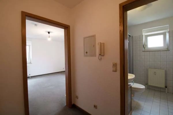 Immobilie in Bayreuth - ***VERKAUF*** Vermietetes 1-Zimmer-Apartment in der Tirolerstraße in Bayreuth. - Bild 1