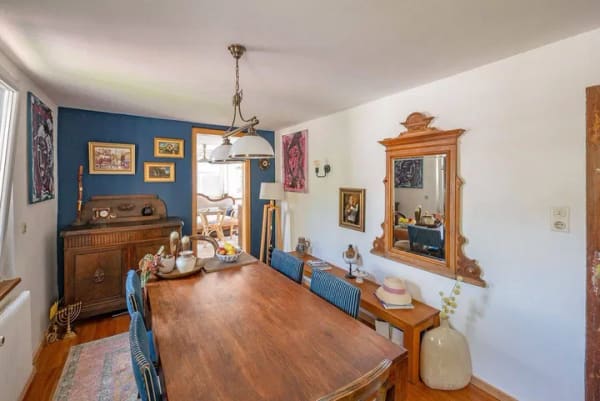 Immobilie in Lauterbach - Gewachsenes Haus am Bach mit Atelier und Originalsubstanz - Bild 3