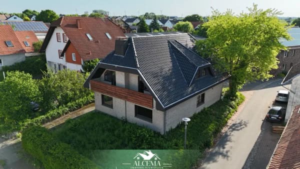 Immobilie in Borgentreich - Massives Einfamilienhaus mit Garten und Terrasse in ruhiger Wohnlage von Borgholz - Bild 4