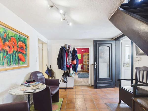 Immobilie in Nidderau - 400 Jahre Geschichte, moderner Luxus: Fachwerkhaus mit Sauna & Einliegerwohnung im Herzen Windeckens - Bild 3