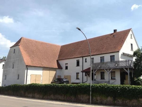 Immobilie in Rainau - Seltene Gelegenheit - ideal für Handwerker, Selbstständige, Oldtimerfreunde & Mehrgenerationenwohnen - Bild 0
