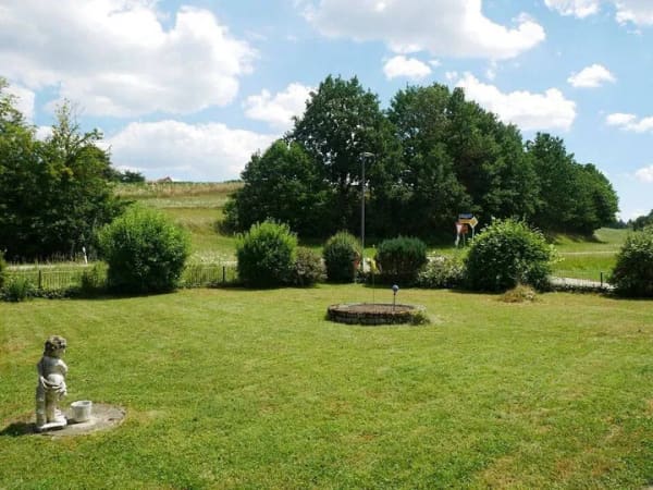 Immobilie in Hilgertshausen-Tandern - *NEUER PREIS* Charmantes Haus mit Potenzial & Traumgrundstück in HILGERTSHAUSEN - Bild 1