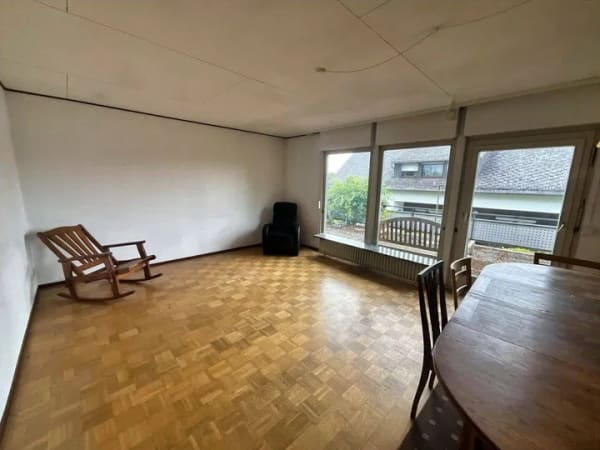 Immobilie in Hermeskeil - Renovierungsbedürftiges Einfamilienhaus in ruhiger Lage von Hermeskeil - Bild 1