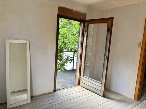 Immobilie in Büchel - Sanierungsbedürftiges Bauernhaus mit großer Scheune und Garten - Bild 3