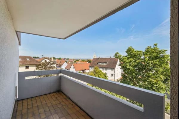 Immobilie in Kernen im Remstal - Traumhafte Fernsicht, zwei Balkone und Aufzug - 2-Zimmer Wohnung in Kernen im Remstal - Bild 3