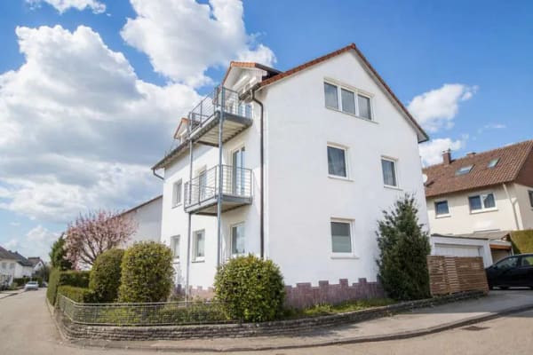 Immobilie in Welzheim - *Sonnige Toplage * Großzügiges Mehrfamilienhaus Perfekt für Generationenwohnen oder Kapitalanleger* - Bild 0
