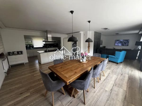 Immobilie in Idstein - Großzügiges Haus mit modernem Komfort , Provisionsfrei - Bild 3