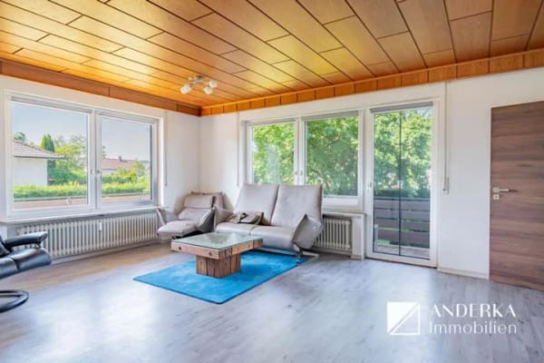 Immobilie in Offingen - Zweifamilienhaus mit Ausbaureserve, großem Grundstück & frischen Modernisierungen - Bild 3