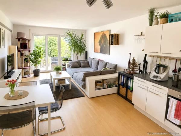 Immobilie in Surberg - 2-Zimmer-EG-Wohnung bei Traunstein - Blick ins Grüne, ruhige Lage, Südterrasse und TG-Stellplatz! - Bild 0