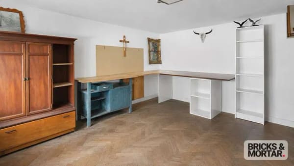 Immobilie in Ursberg - Bauernhaus für Handwerker mit Scheune, Garten und Garage - Bild 4
