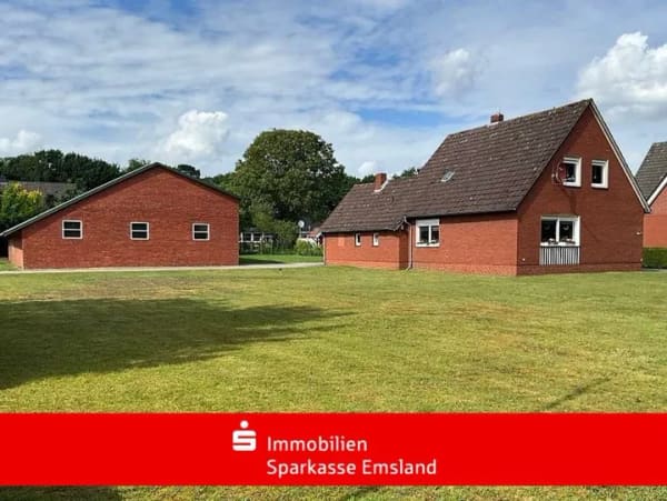 Immobilie in Walchum - Großes Grundstück, große Möglichkeiten – 
Vielseitige Immobilie in Walchum (Ems) 
 - Bild 0