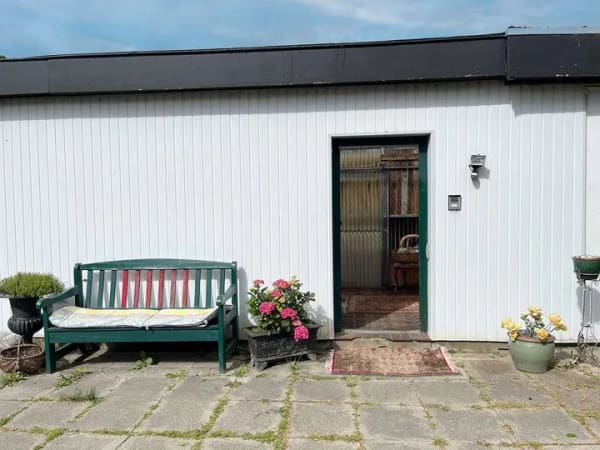 Immobilie in Wöhrden - Wöhrdener Hafen: Gemütlicher Bungalow auf großem Eigenland Grundstück - Bild 1