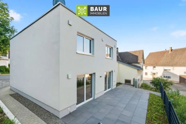 Immobilie in Scheer - 360°| Schlüsselfertig & bezugsbereit – Neubau (KfW 40) mit PV-Anlage, Wärmepumpe und Garten - Bild 2