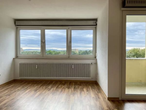 Immobilie in Göttingen - Modernisierte 1,5-Zimmer-Wohnung mit sonniger Loggia auf dem Leineberg - Bild 3