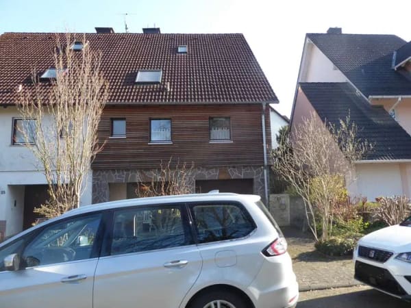 Immobilie in Mömbris - 1  Fam. Wohnhaus (DHH) mit Garage - Bild 1