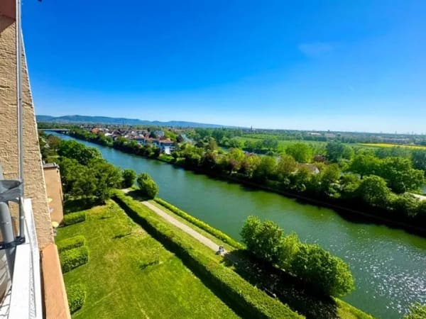 Immobilie in Ilvesheim - Gut geschn. 3 ZKB-ETW mit toller Aussicht in Ilvesheim. - Bild 1