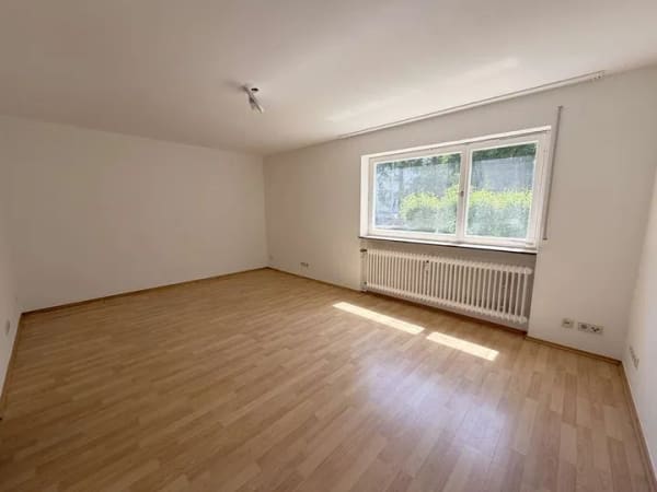 Immobilie in Konstanz - Kapitalanlage in Universitätsnähe – Vermietungsstarke 2,5-Zimmer-Wohnung im Königsbau - Bild 1