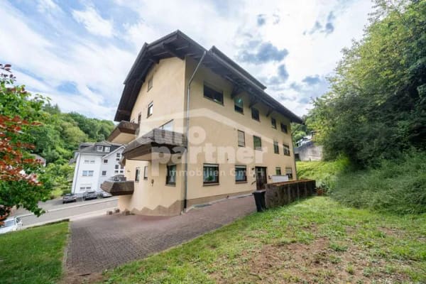 Immobilie in Idar-Oberstein - Praktisches Apartment in begehrter Wohnlage von Idar! - Bild 1