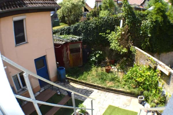 Immobilie in Erkenbrechtsweiler - Vielseitige 1–2 FH- ein Paradies für die große Familie mit handwerklichem Können - Bild 2