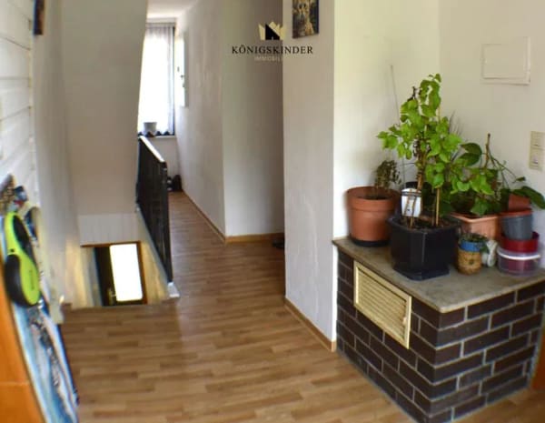 Immobilie in Erkenbrechtsweiler - Vielseitige 1–2 FH- ein Paradies für die große Familie mit handwerklichem Können - Bild 4