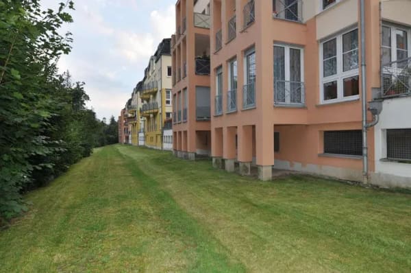 Immobilie in Auerbach/Vogtland - Top Gelegenheit * Helle freundl. 1 Zi.-Terrassenwohnung mit TG-Stellplatz - Bild 1