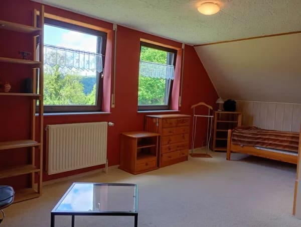 Immobilie in Bad Karlshafen - Einzigartiges Wohnhaus mit historischem Nebengebäude und riesigem Naturgrundstück - Bild 2