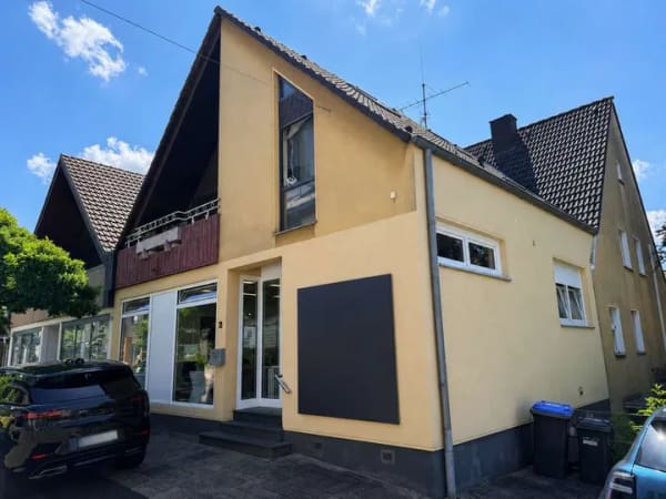 Immobilie in Wickede (Ruhr) - Zwei Einheiten, kein Sanierungsstau – Ladenlokal & Eigentumswohnung - Bild 0