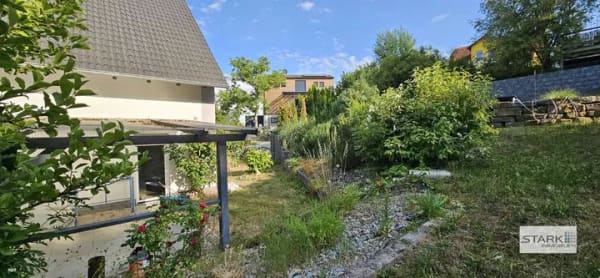 Immobilie in Gaukönigshofen - Einfamilienhaus Baujahr 2018 – modern ausgestattet, mit Pool und großem Grundstück - Bild 3