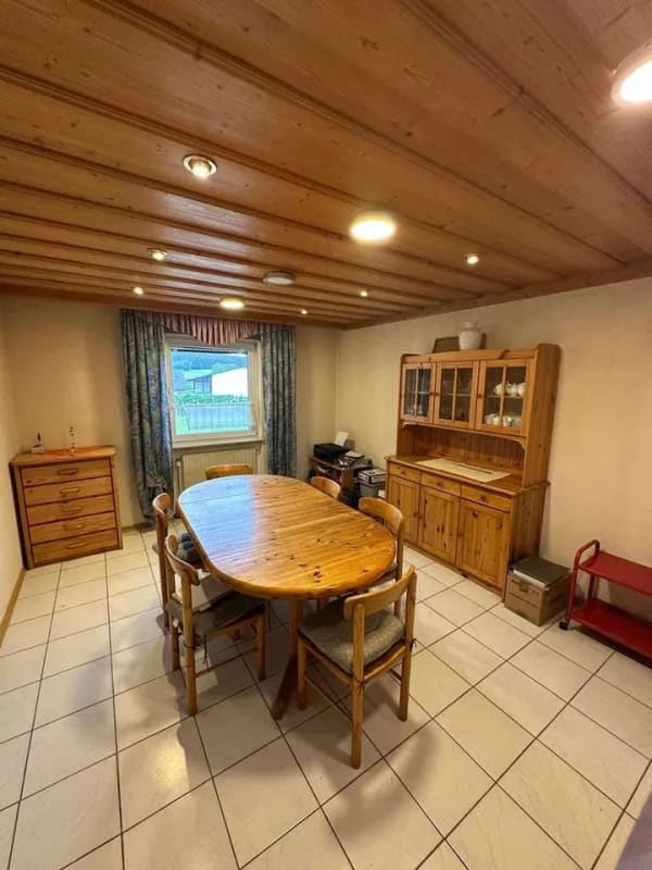Immobilie in Schwandorf - Einfamilienhaus mit Einliegerwohnung in Schwandorf-Haselbach - Bild 2