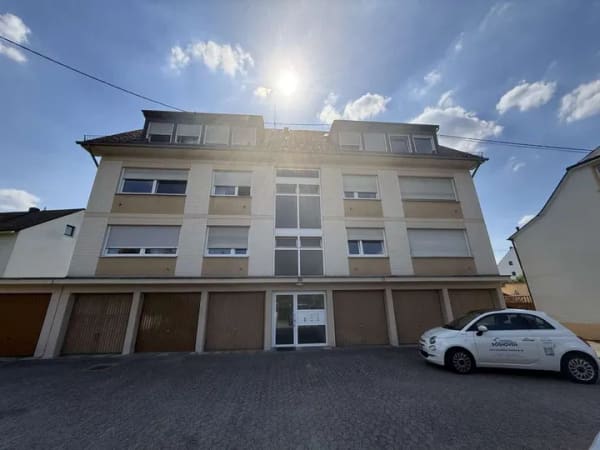 Immobilie in Brey - Charmante 3-Zimmer-Wohnung mit Balkon und Garage in Brey - Bild 0