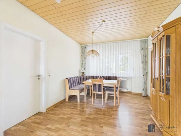 Immobilie in Eitelborn - Zuhause für die ganze Familie: Gepflegtes Einfamilienhaus mit Einliegerwohnung in Eitelborn! - Bild 3