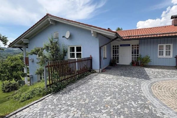 Immobilie in Zwiesel - Außergewöhnliches Landhaus in Bestlage von Zwiesel - Bild 1
