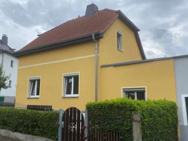 Immobilie in Weida - Gepflegtes Einfamilienhaus mit Einliegerwohnung in bester Wohnlage Weidas - Bild 0