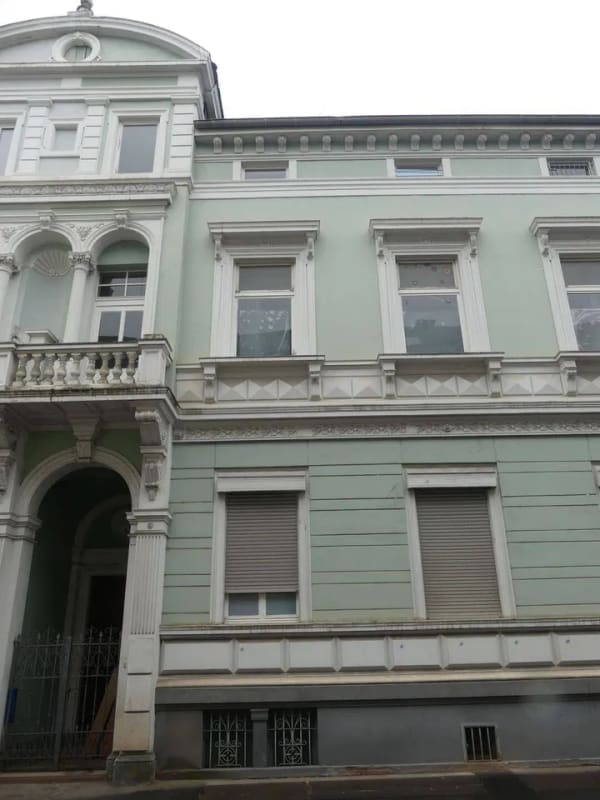 Immobilie in Trier - Vergabe eines sanierungsbedürftigen Mehrfamilienhauses in der Trierer Innenstadt - Bild 0