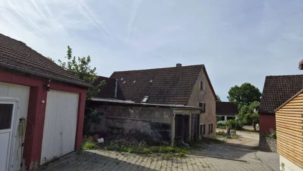 Immobilie in Langfurth - ***ABRISSHAUS AUF GROSSEN GRUNDSTÜCK*** - Bild 1