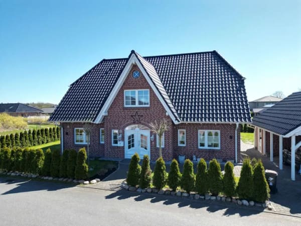 Immobilie in Gelting - Geräumiges Familienhaus mit Terrasse in Gelting - Bild 0