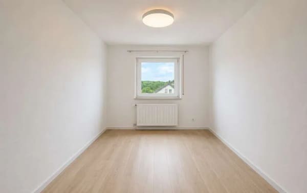 Immobilie in Mauer - Renovierte 3 Zimmer Wohnung Balkon - Bild 2