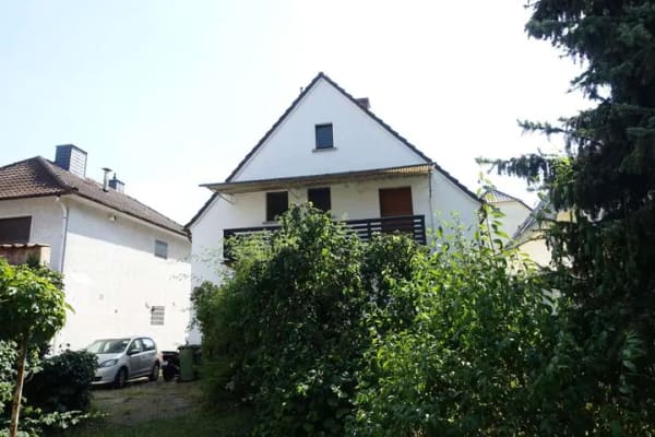 Immobilie in Hainburg - Hainburg: Einfamilienhaus mit großzügigem Grundstück und Garage in ruhiger Lage - Bild 2