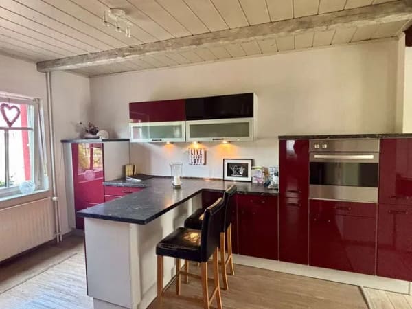 Immobilie in Wildeck - Das rote Haus - Familienglück & Gartenidylle - Bild 3