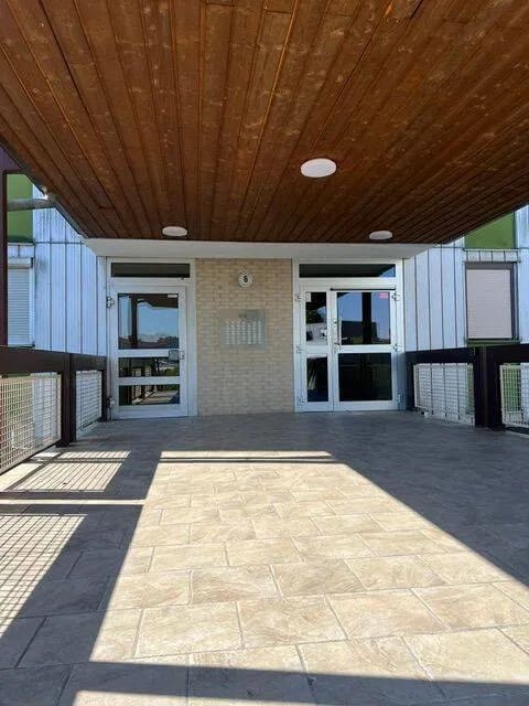 Immobilie in Neunkirchen - Helle Eigentumswohnung in gepflegter Anlage mit großem überdachtem Balkon und Fernsicht   - Bild 1